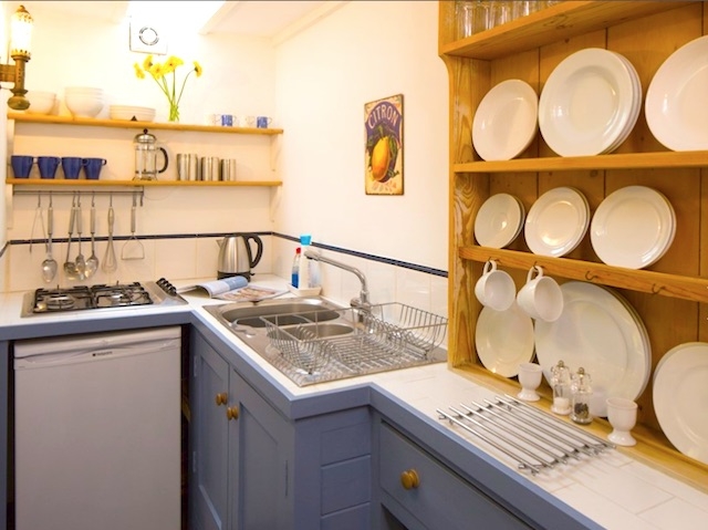 Princes Farmhouse Granary galley kitchen